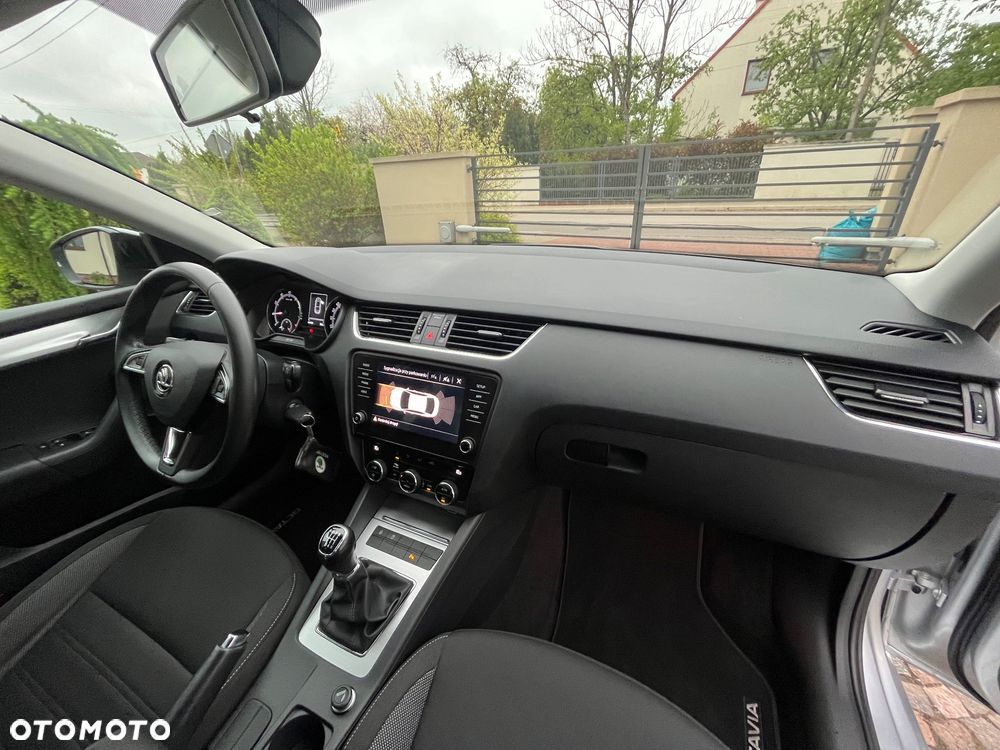 Skoda Octavia 1.5 TSI ACT Ambition - 25