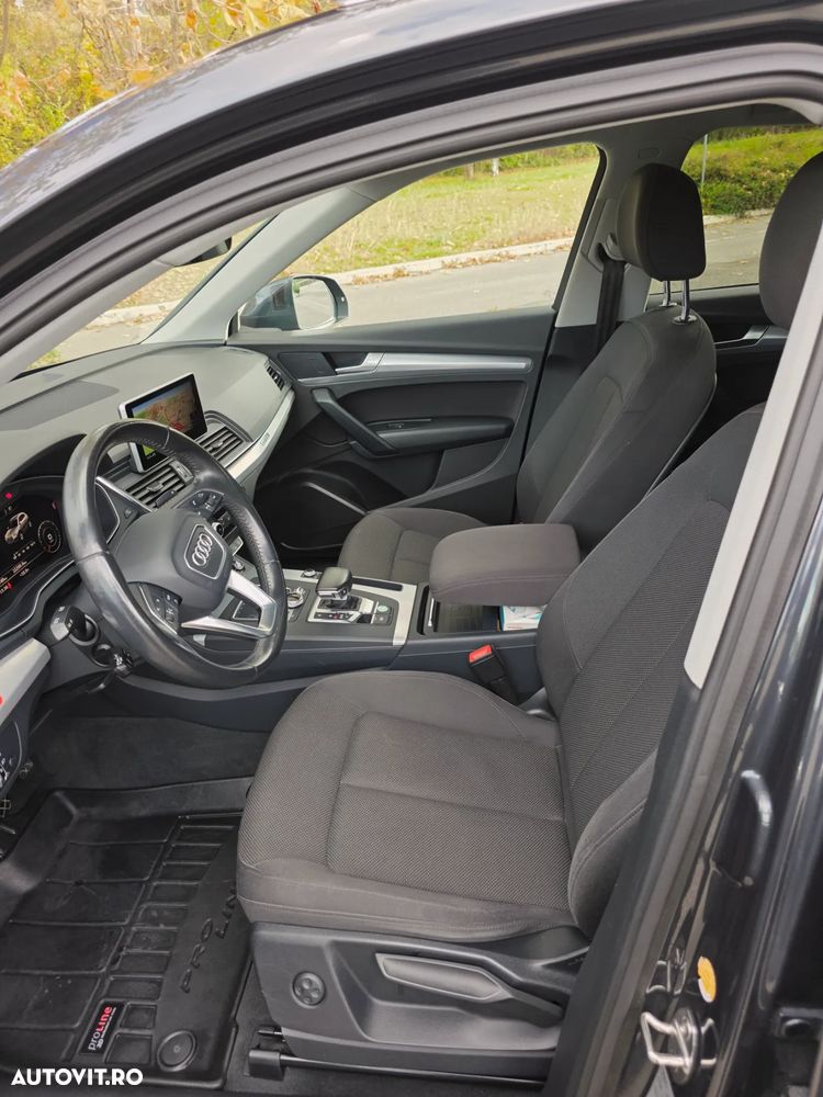 Audi Q5 2.0 40 TDI quattro S tronic Design - 12