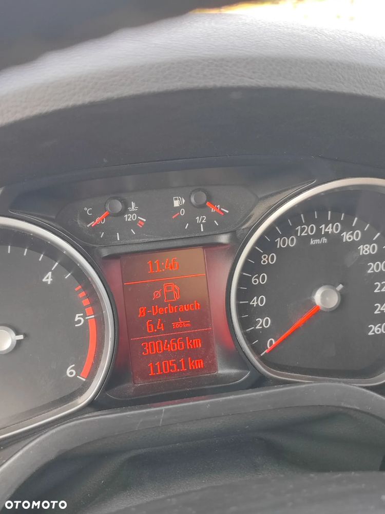 Ford Galaxy 2.0 TDCi Titanium - 23
