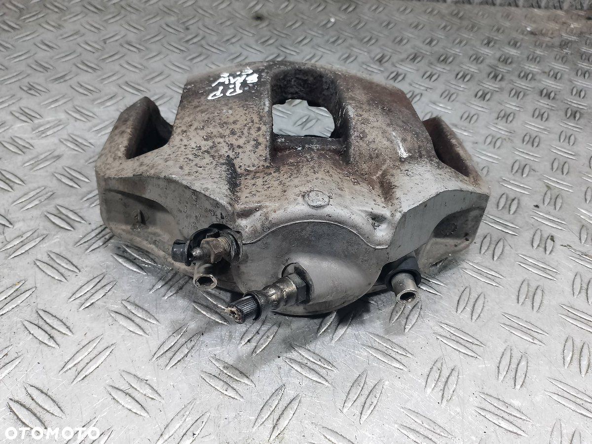 ZACISK HAMULCOWY PRAWY PRZÓD BMW E65 3.5 V8 - 3