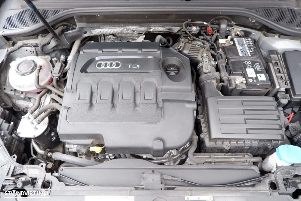 Audi Q2 1.6 TDI Sport S tronic - 17