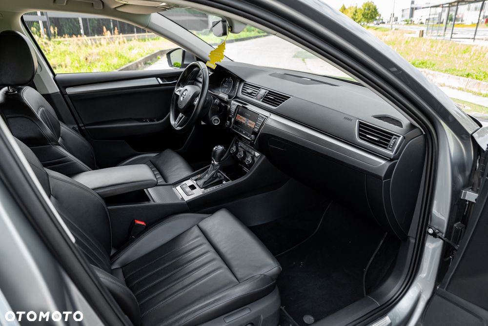 Skoda Superb 2.0 TDI 4x4 L&K DSG - 24