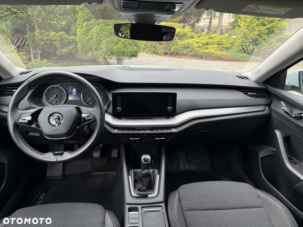 Skoda Octavia 1.5 TSI ACT Ambition - 8