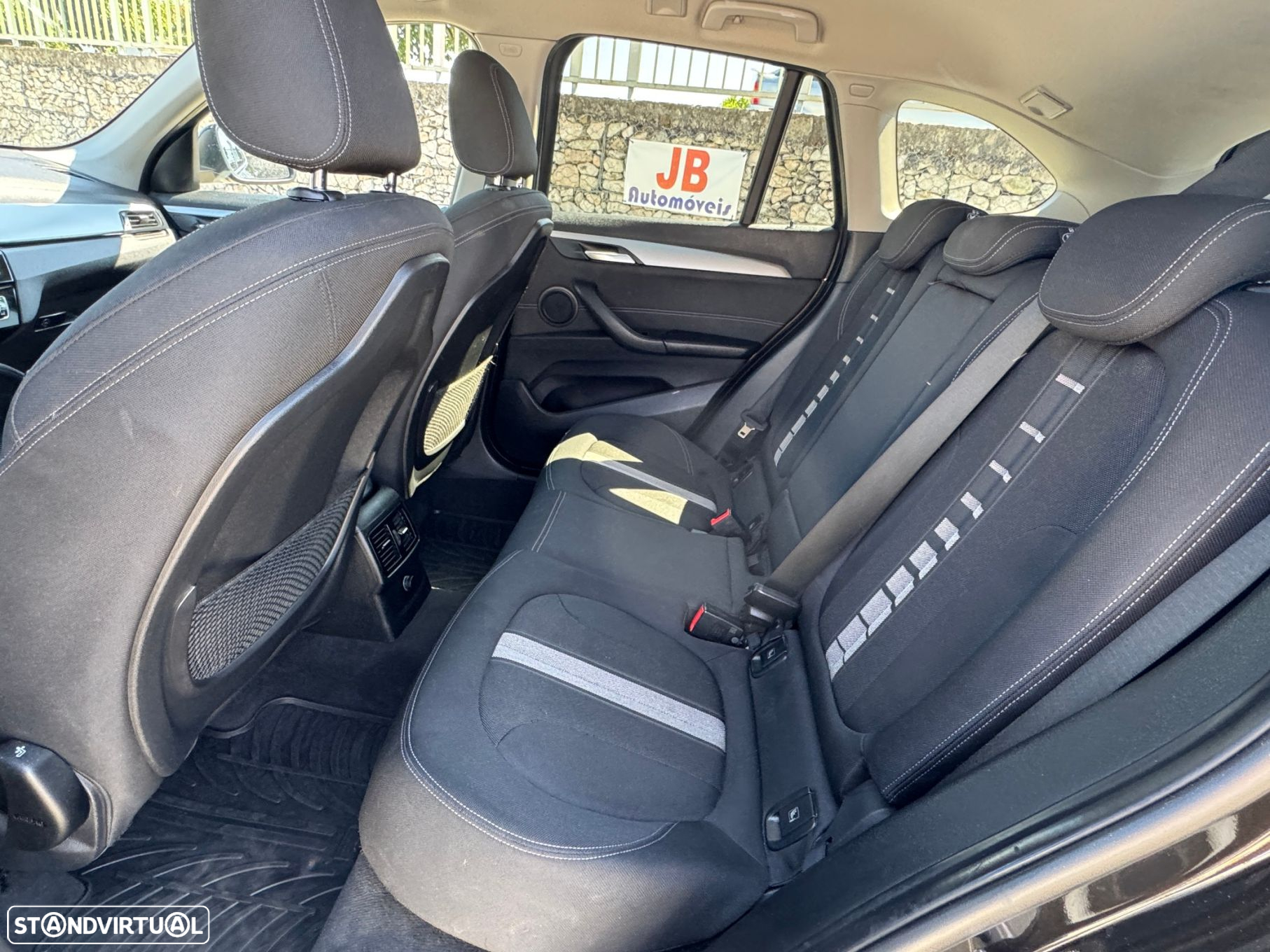 BMW X1 16 d sDrive Line Sport - 13