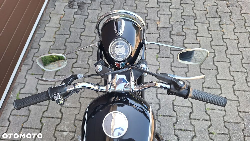 BMW R - 19