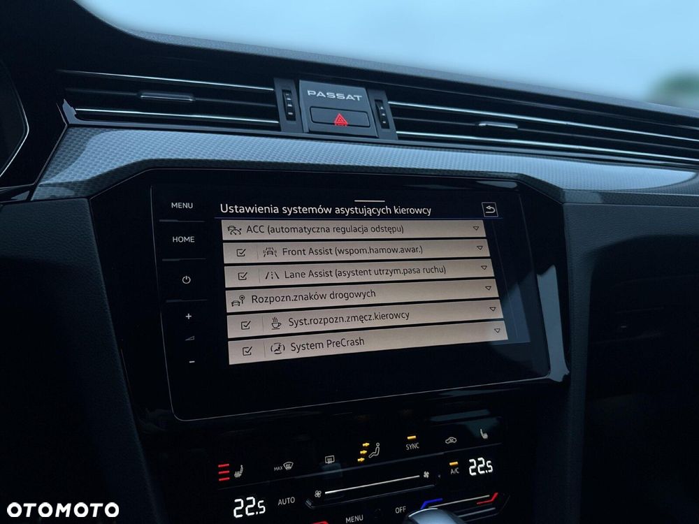 Volkswagen Passat - 22