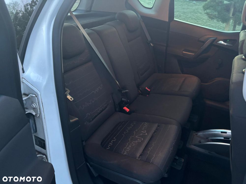 Opel Meriva - 25