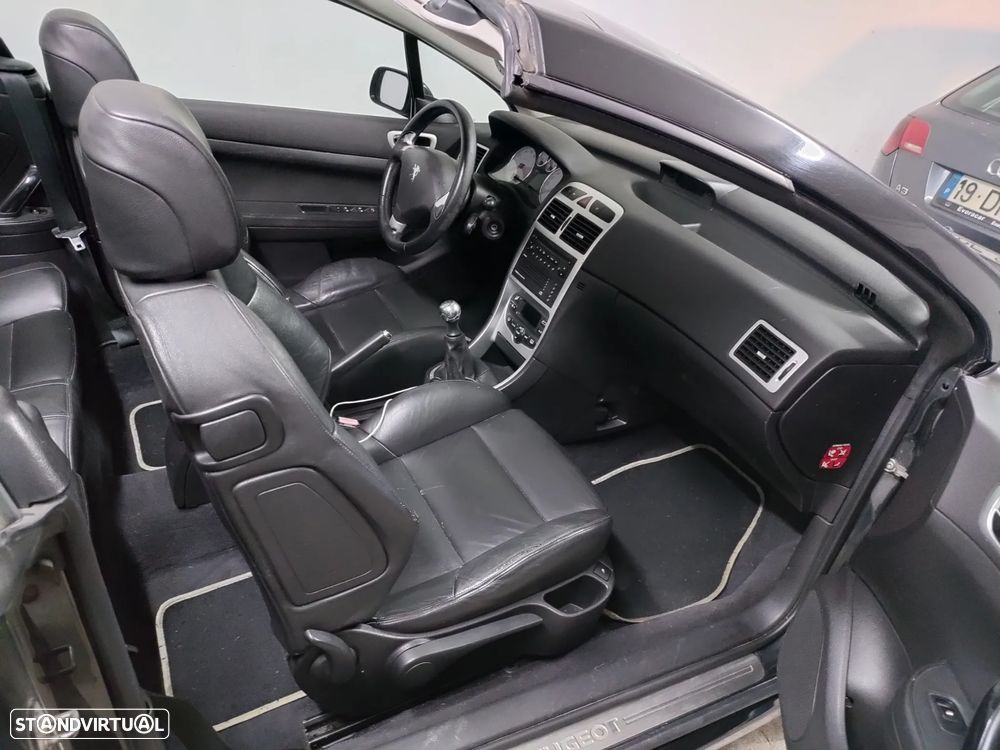 Peugeot 307 CC 2.0 Dynamique - 12