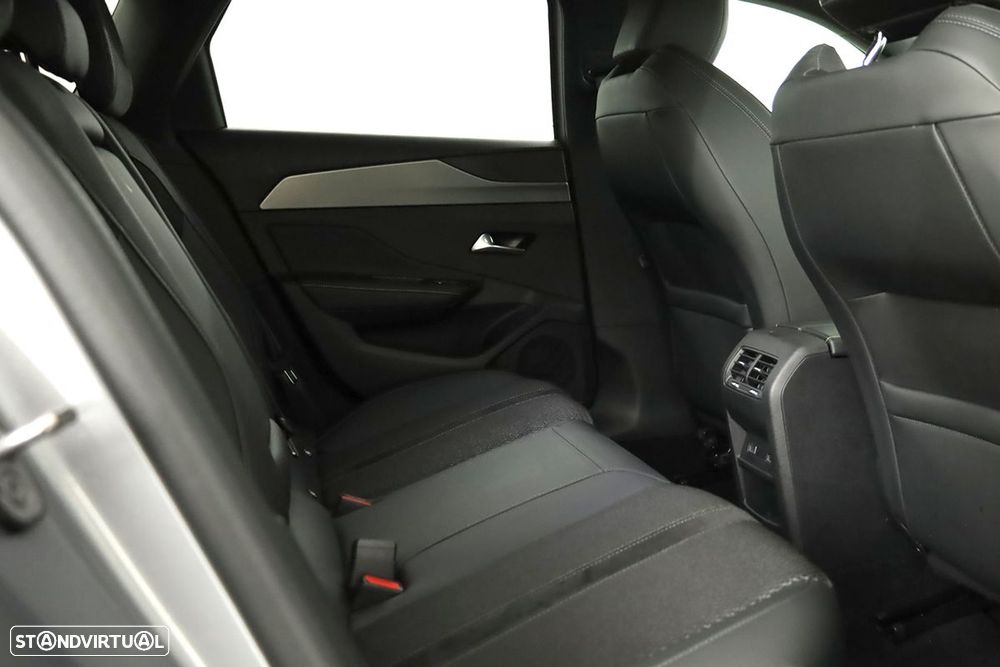 Peugeot 308 SW 1.2 PureTech GT EAT8 - 22