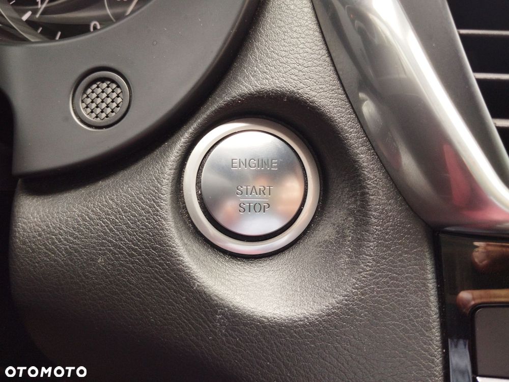 Infiniti QX30 2.2d Premium AWD 7DCT - 31