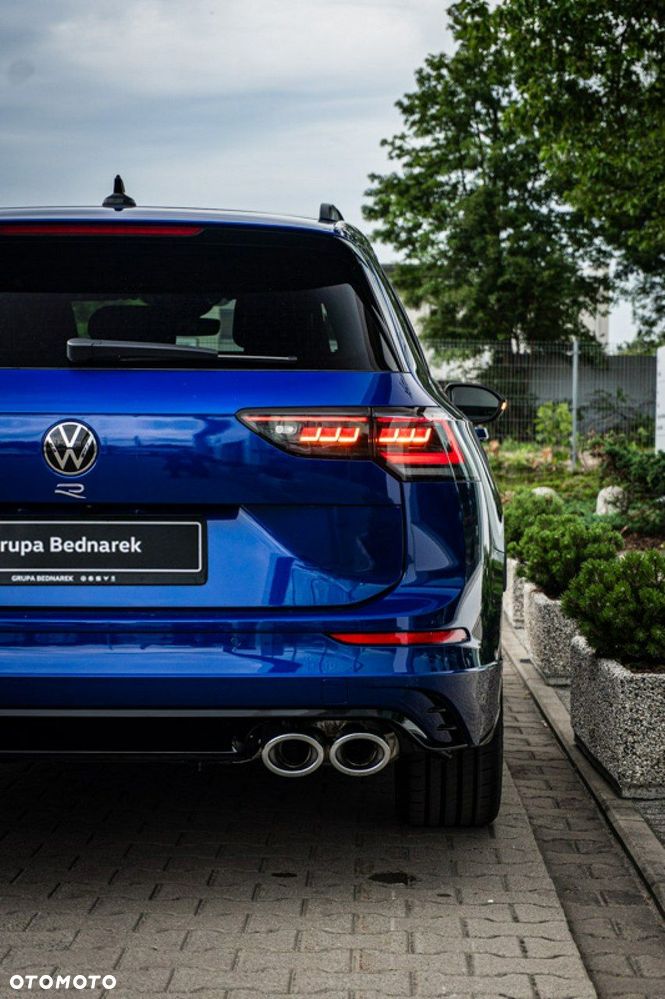 Volkswagen Golf - 16