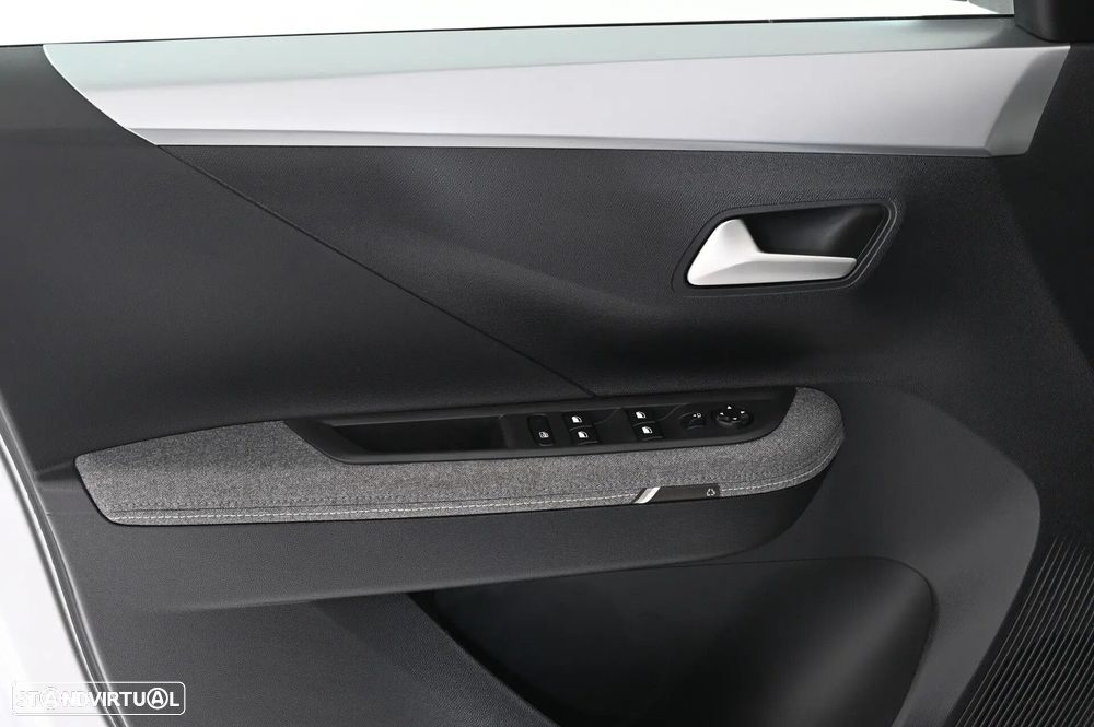 Opel Frontera 1.2 Hybrid GS eDCT - 28