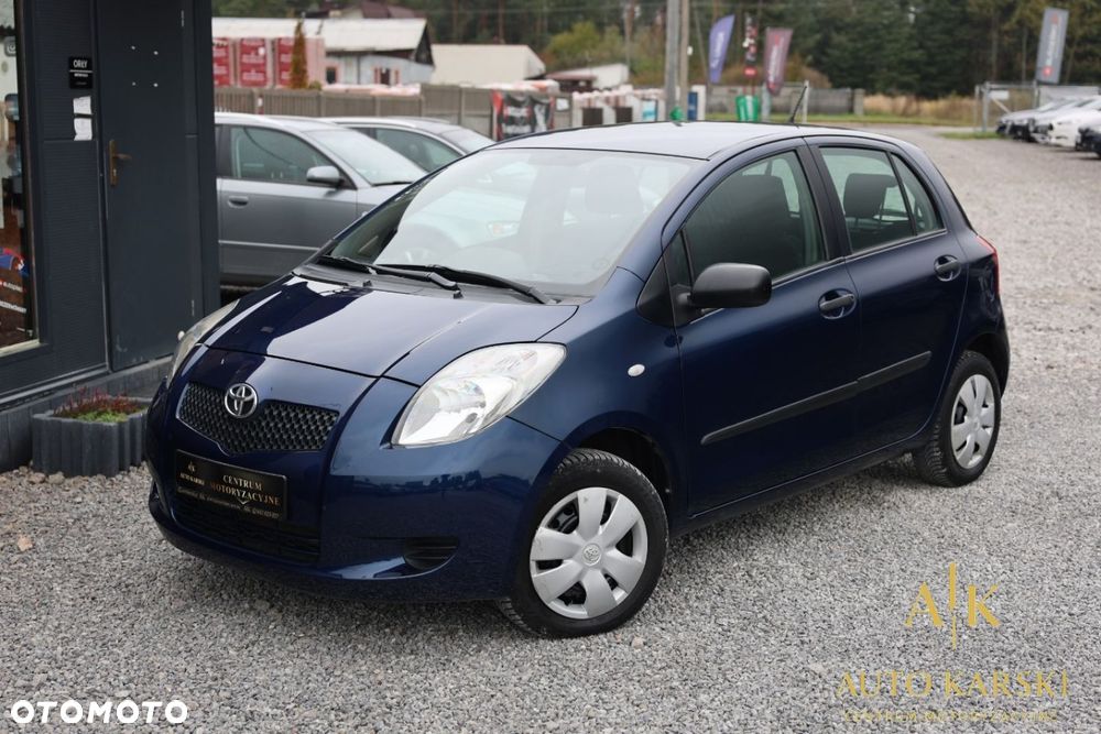 Toyota Yaris - 4
