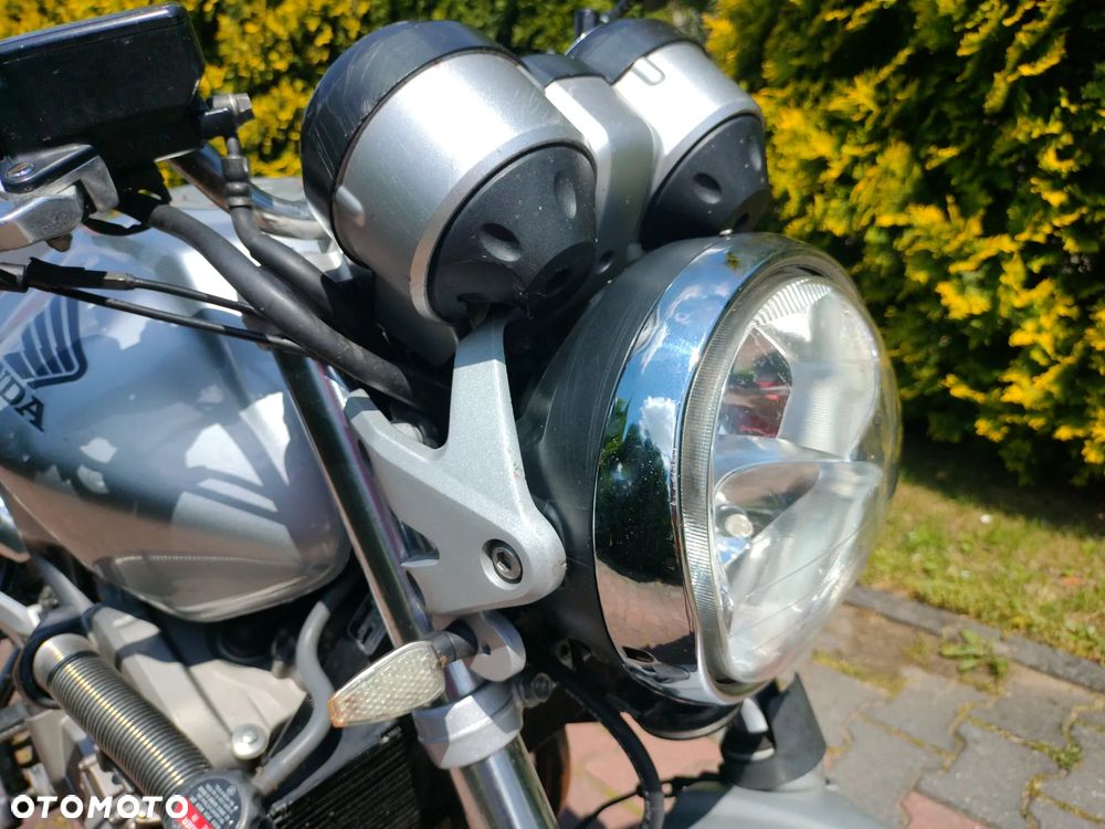 Honda Hornet - 9