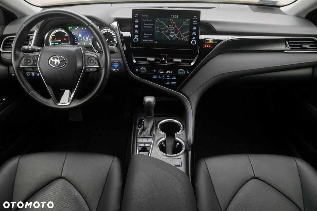 Toyota Camry - 8