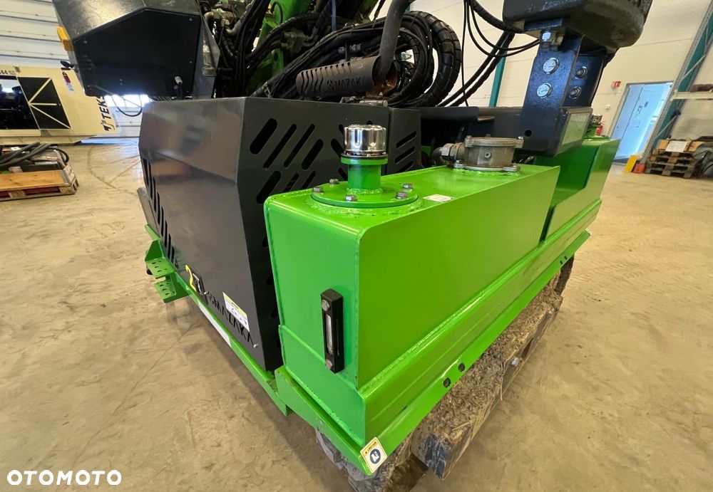 Inny Mazaka 1200 - 5