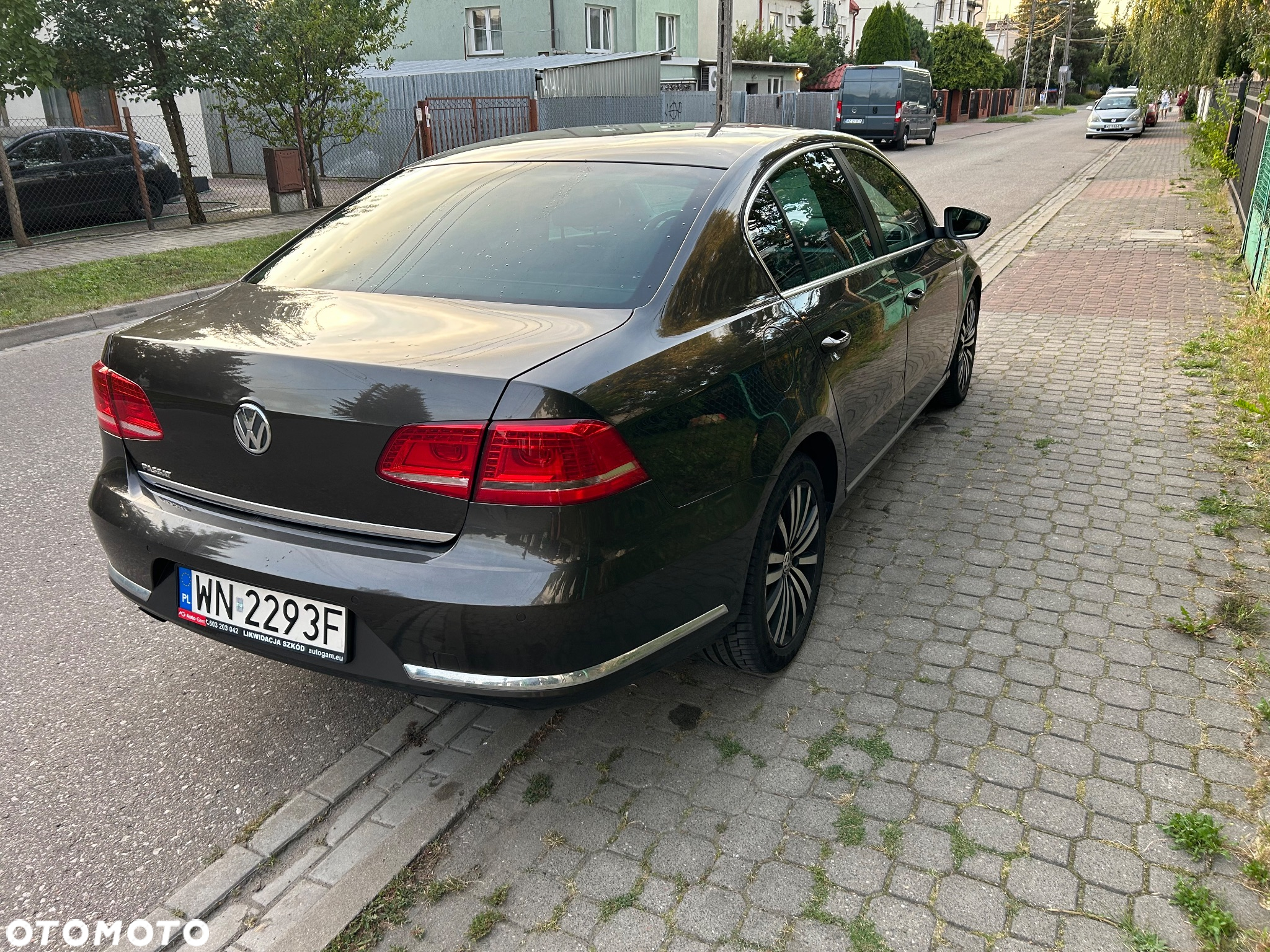 Volkswagen Passat - 5