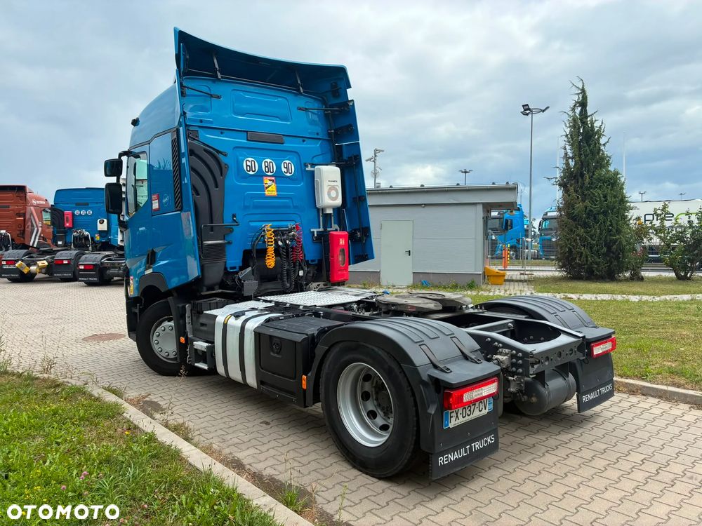 Renault T480 Sleeper Cab - 7