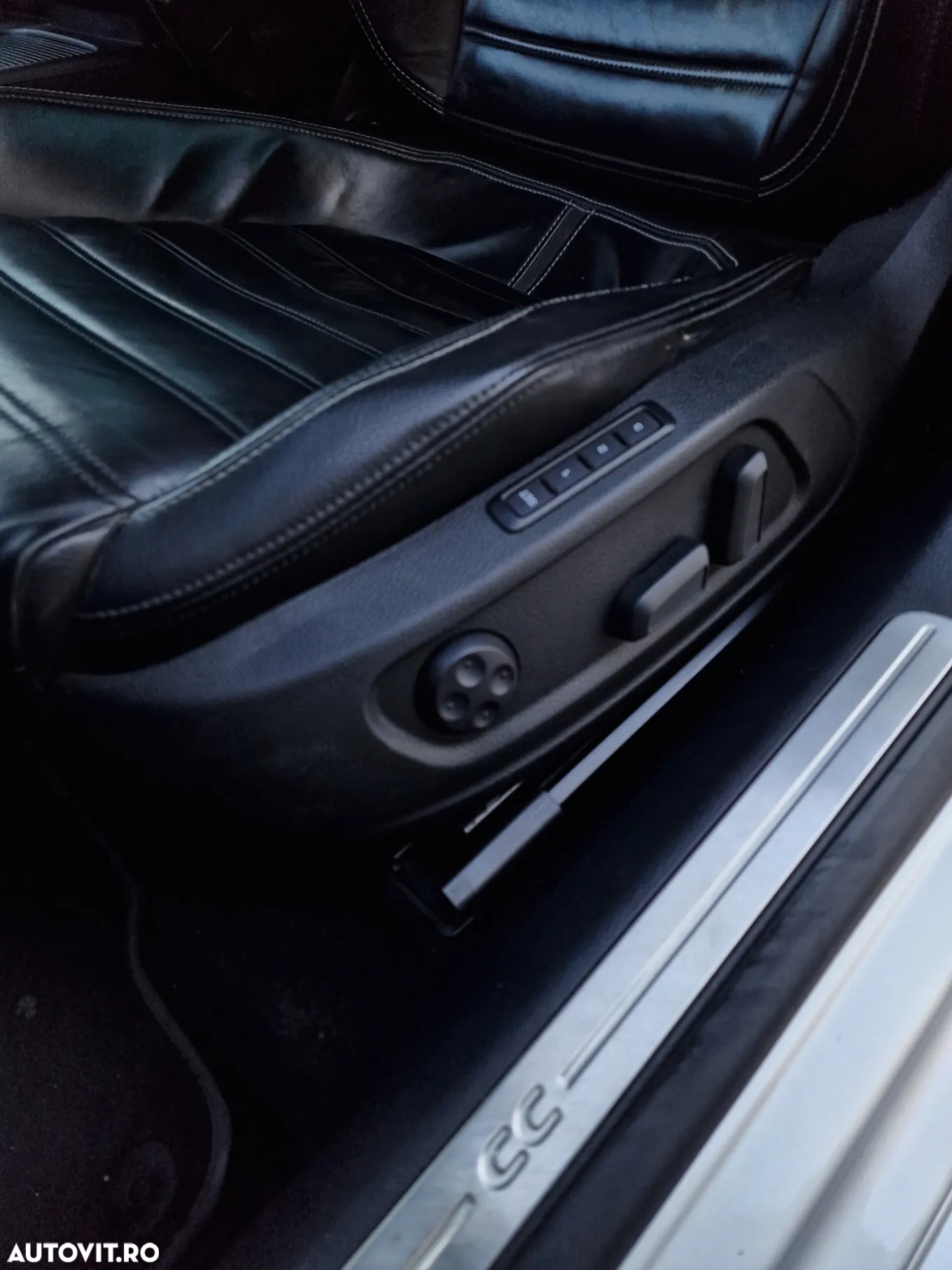 Volkswagen Passat CC 2.0 TDI DSG - 4