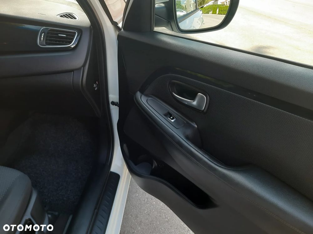 Kia Carens 1.7 CRDi 115 Fifa World Cup Edition - 18