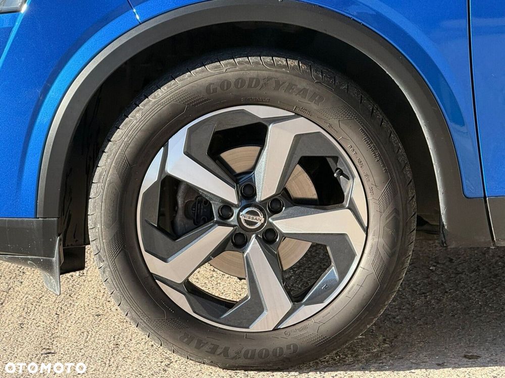 Nissan Qashqai 1.3 DIG-T MHEV Premiere Edition Xtronic - 9
