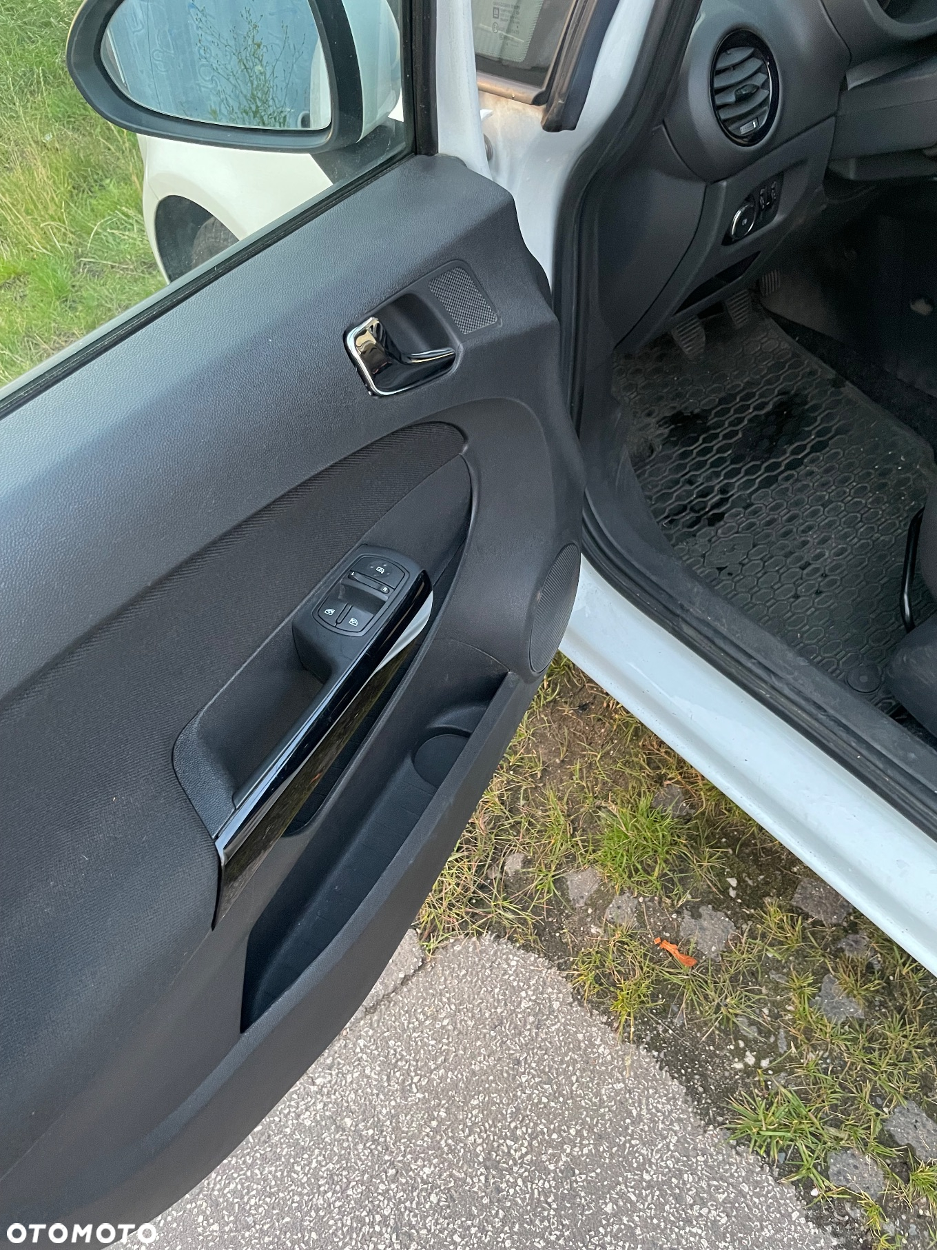 Opel Corsa - 8