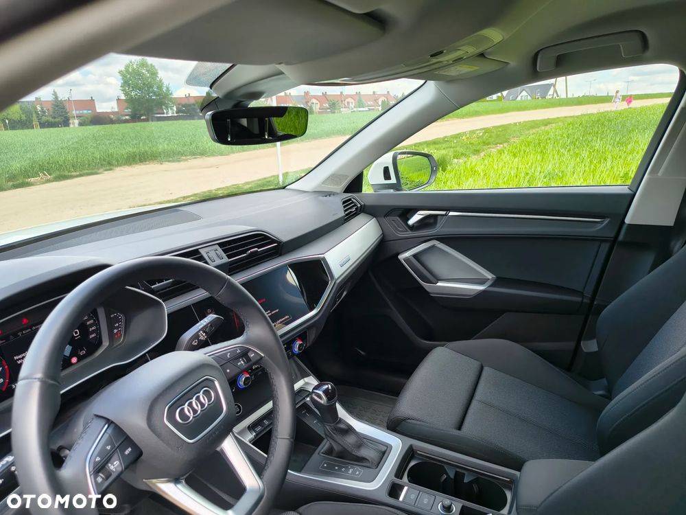 Audi Q3 35 TFSI S tronic - 19