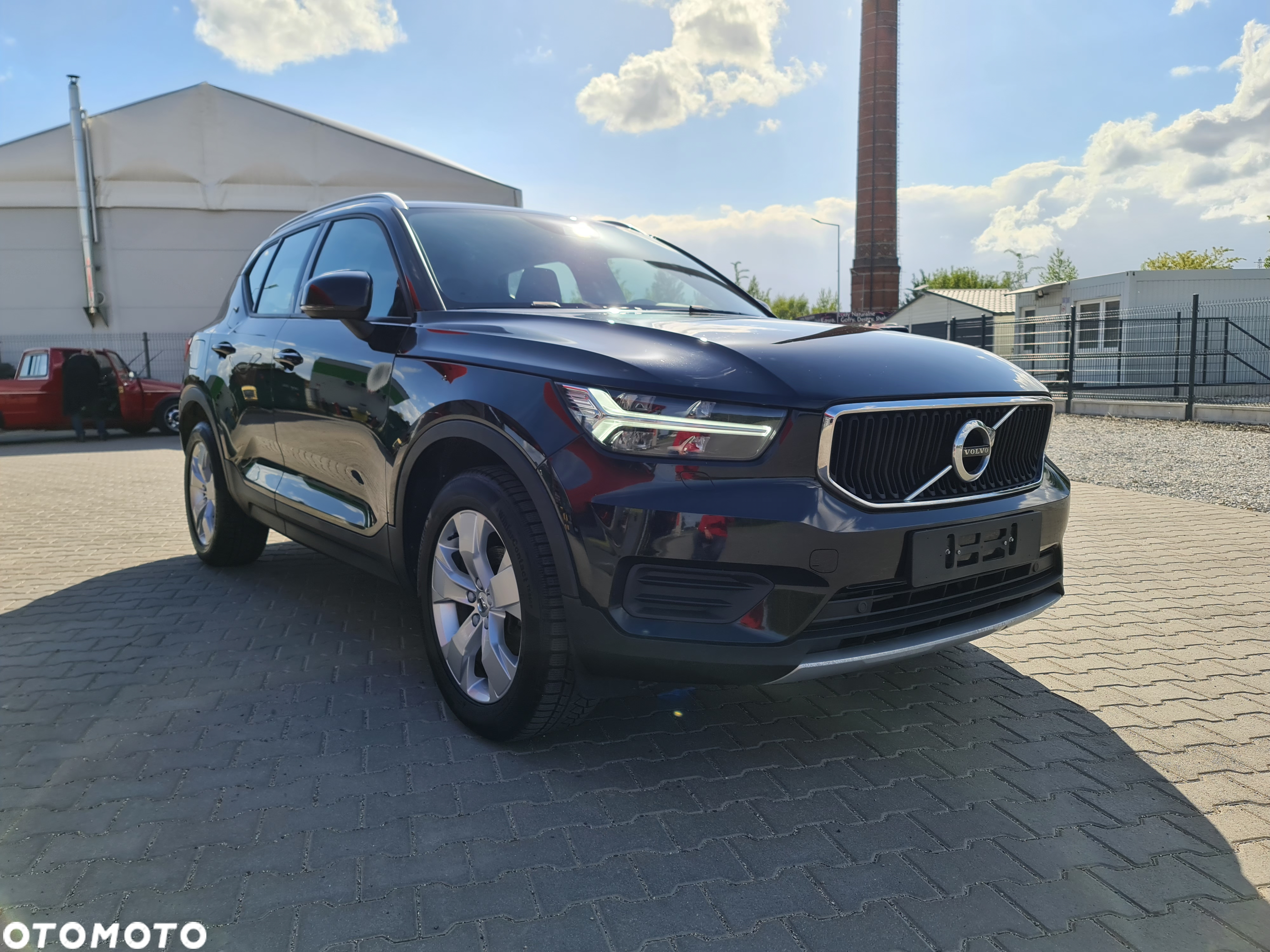 Volvo XC 40 D3 AWD Geartronic Momentum Pro - 3