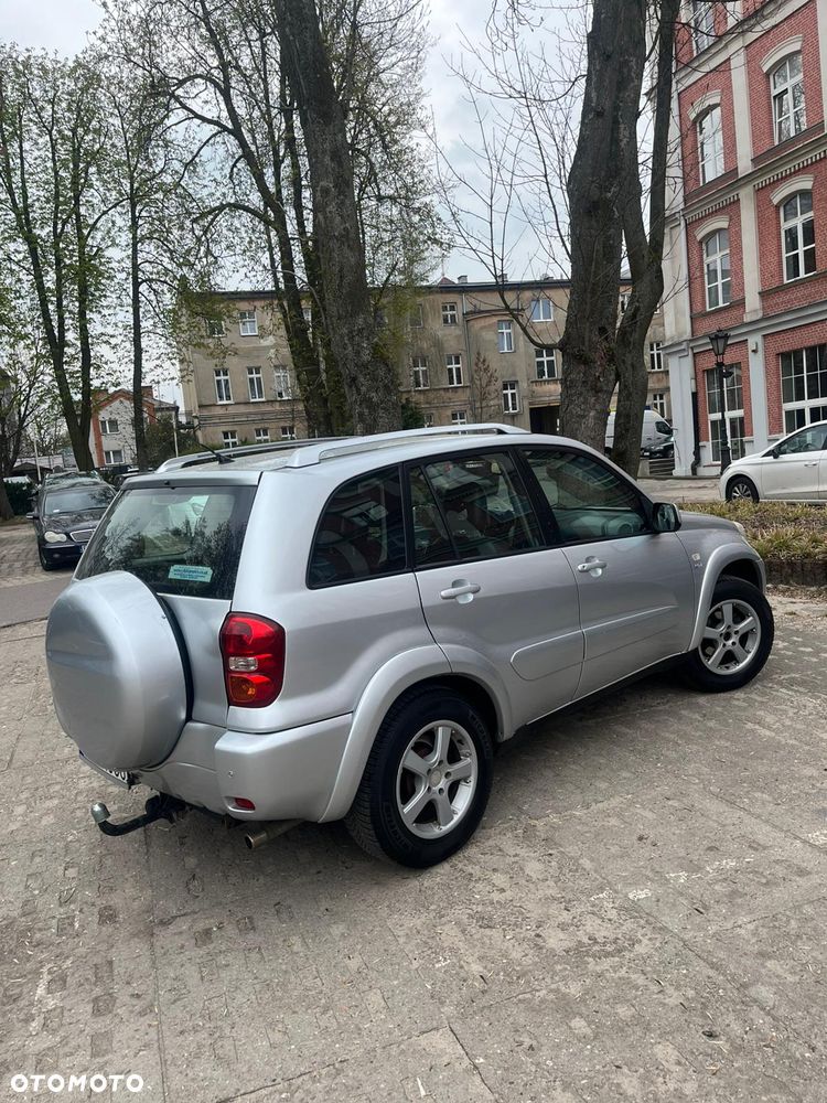 Toyota RAV4 4x4 - 4