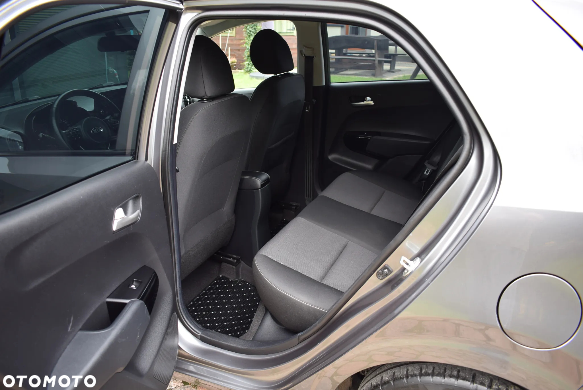 Kia Picanto - 27