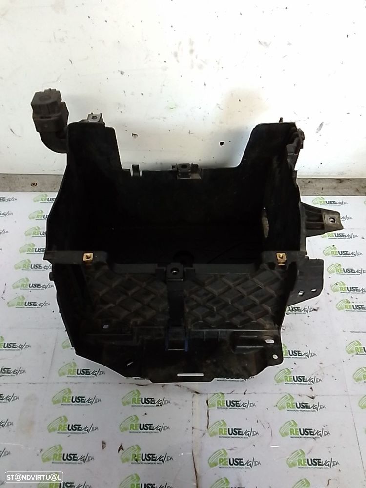 Caixa De Alujamento De Bateria Renault Megane Iii Hatchback (Bz0/1_) - 1
