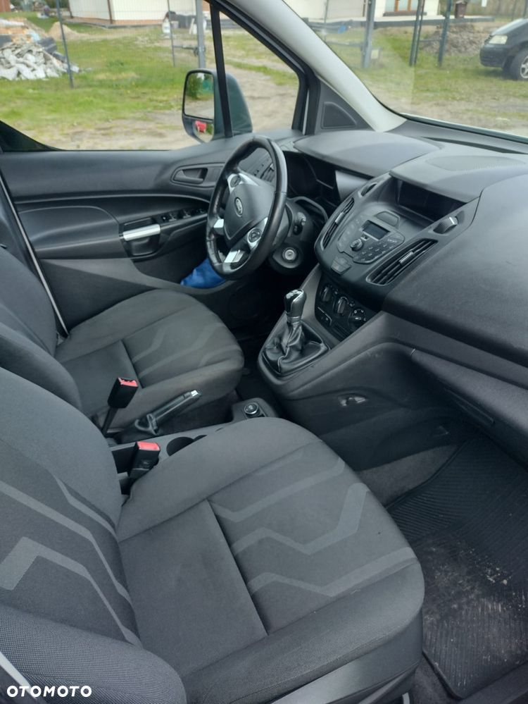 Ford Transit Connect - 12