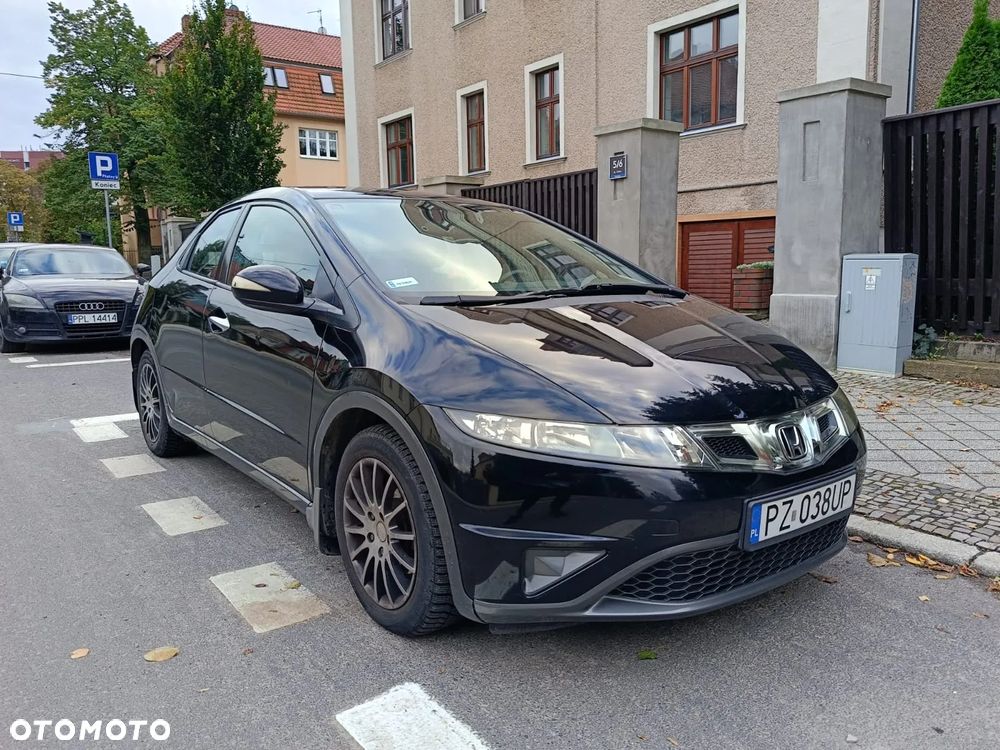Honda Civic 1.8 Executive - 2