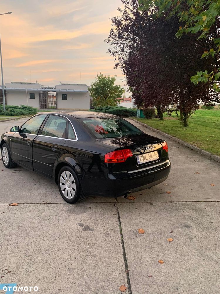 Audi A4 Limousine - 7