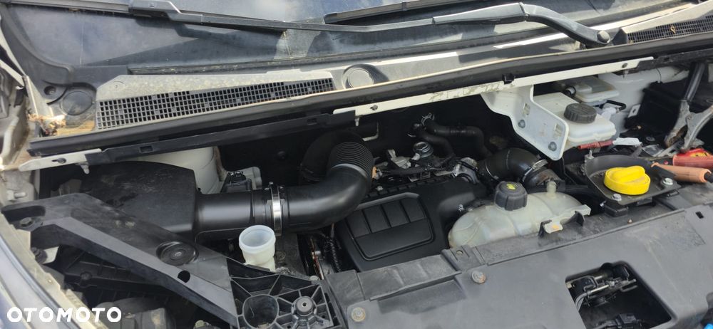 Renault Trafic - 26