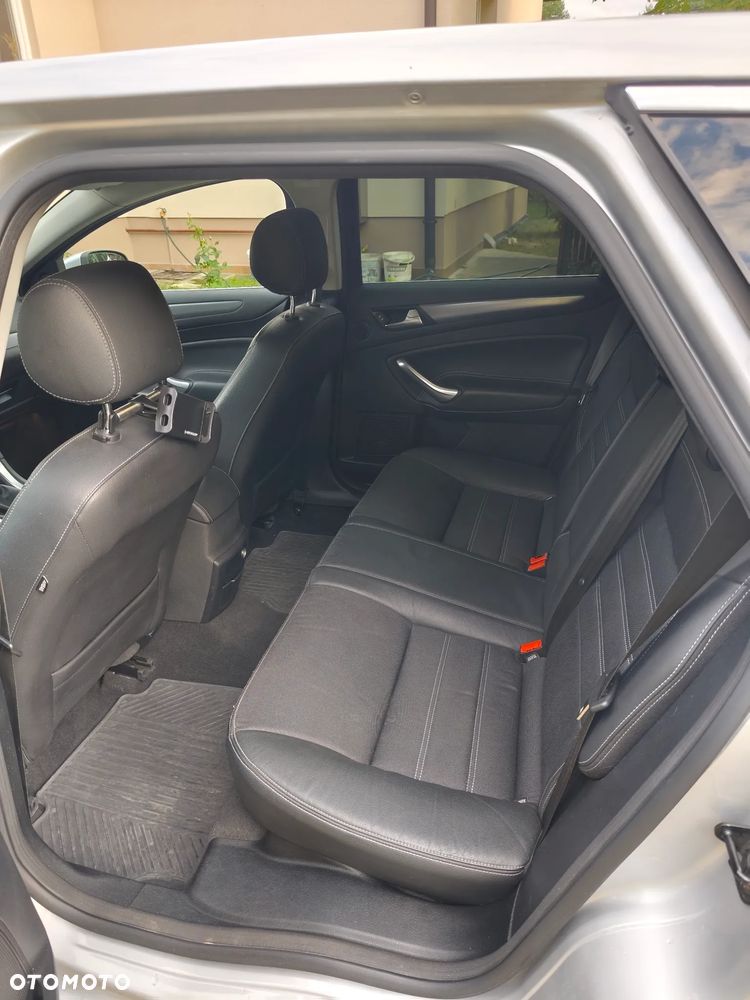 Ford Mondeo 2.0 TDCi Titanium S - 10