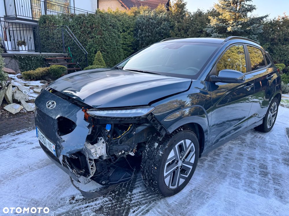 Hyundai Kona Premium - 6