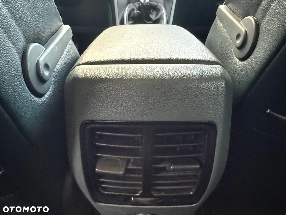 Ford C-MAX 1.6 TDCi Titanium - 31