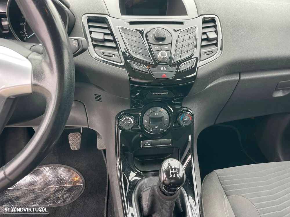 Ford Fiesta 1.6 TDCI Titanium ECOnetic - 10