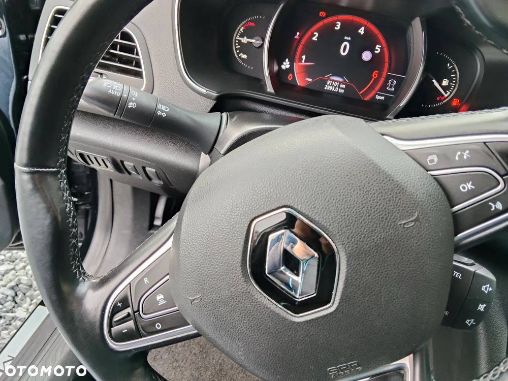 Renault Megane ENERGY TCe 130 BOSE EDITION - 18