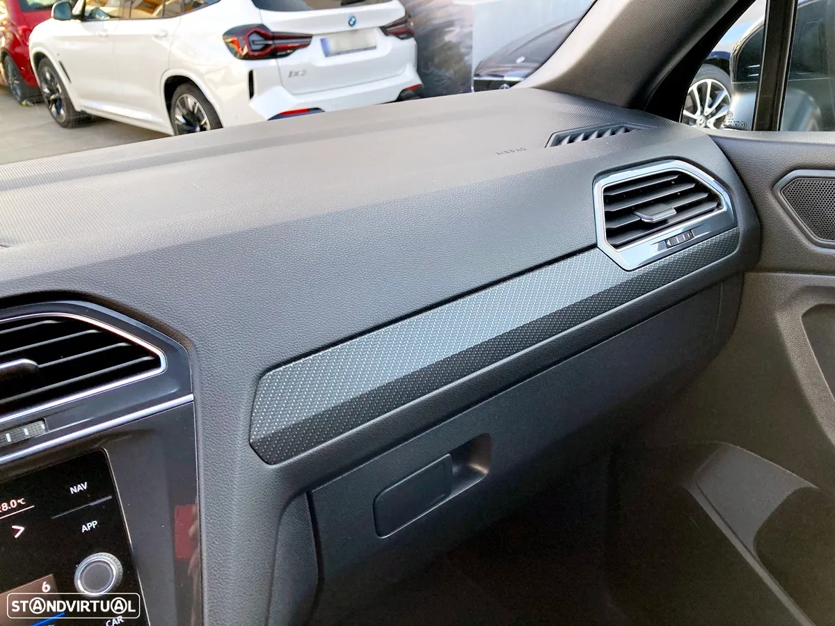 VW Tiguan Allspace 2.0 TDI R-Line DSG - 20