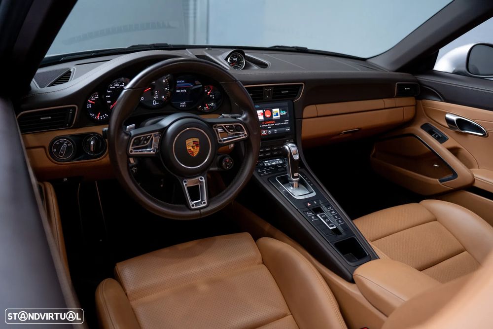 Porsche 911 (991) Carrera 4 S PDK - 16