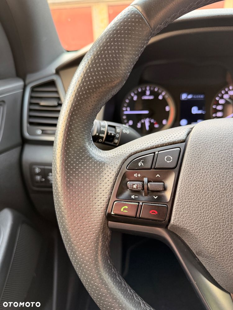 Hyundai Tucson 1.7 CRDI BlueDrive GO 2WD DCT - 32