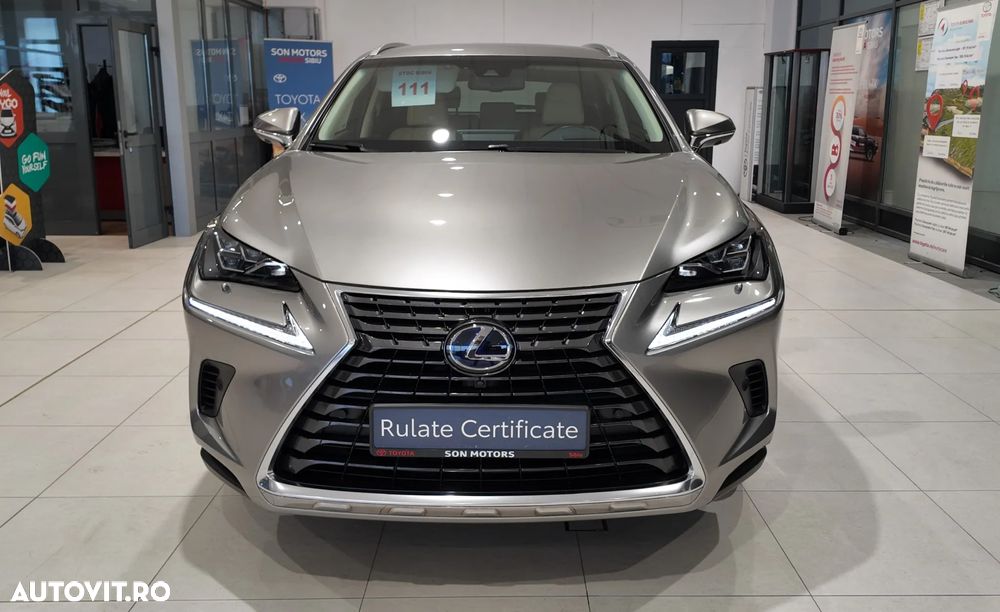 Lexus Seria NX 300h E-FOUR Luxury Line - 2