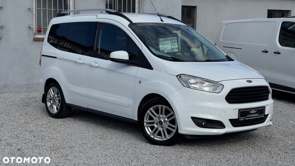 Ford Tourneo Courier 1.0 EcoBoost S&S Titanium - 7