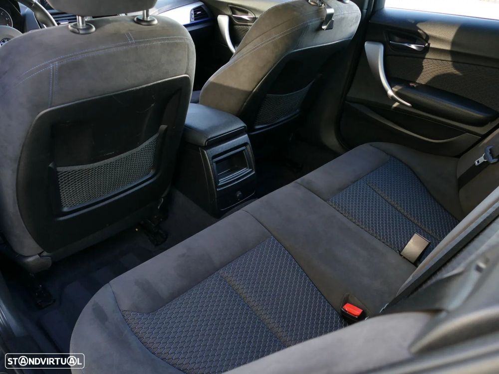 BMW 116 d Pack M Shadow - 32