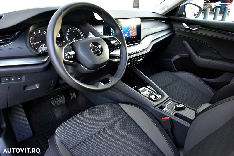 Skoda Octavia 1.5 TSI DSG MHEV Style - 13
