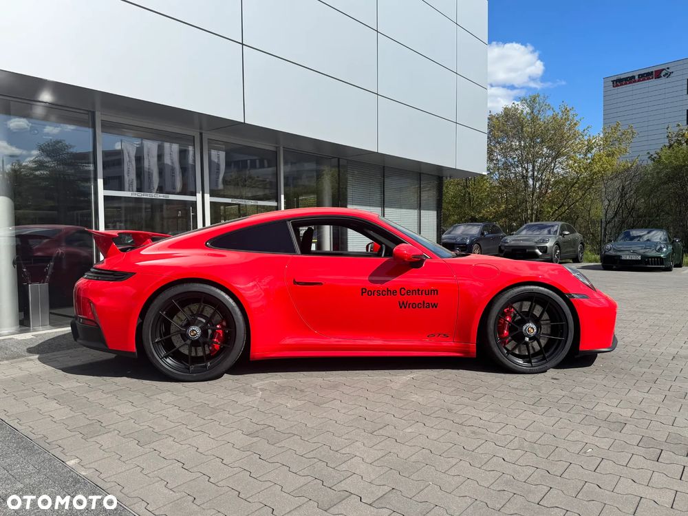 Porsche 911 Carrera T-Hybrid 4 GTS - 8