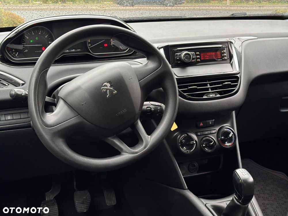 Peugeot 208 1.2 PureTech Active - 12