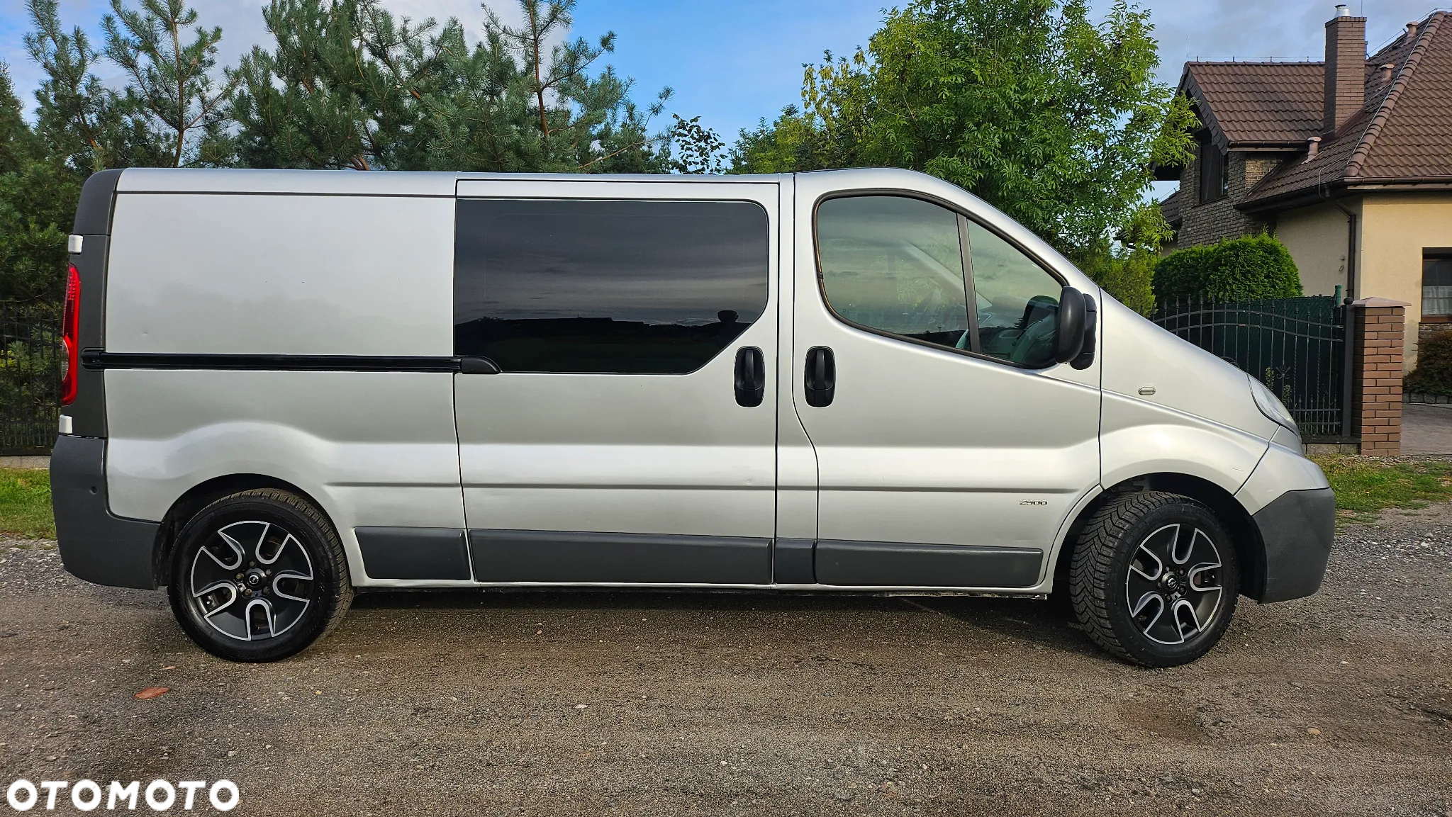 Opel vivaro - 2
